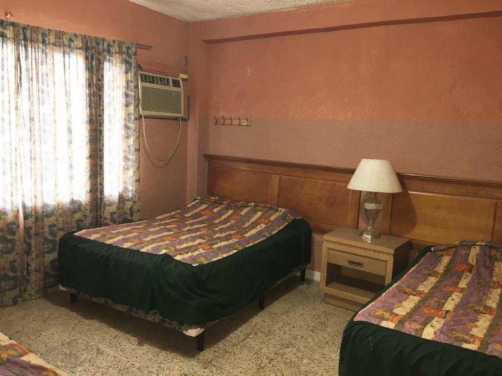 סן פדרו סולה Hotel Guest House Inn מראה חיצוני תמונה