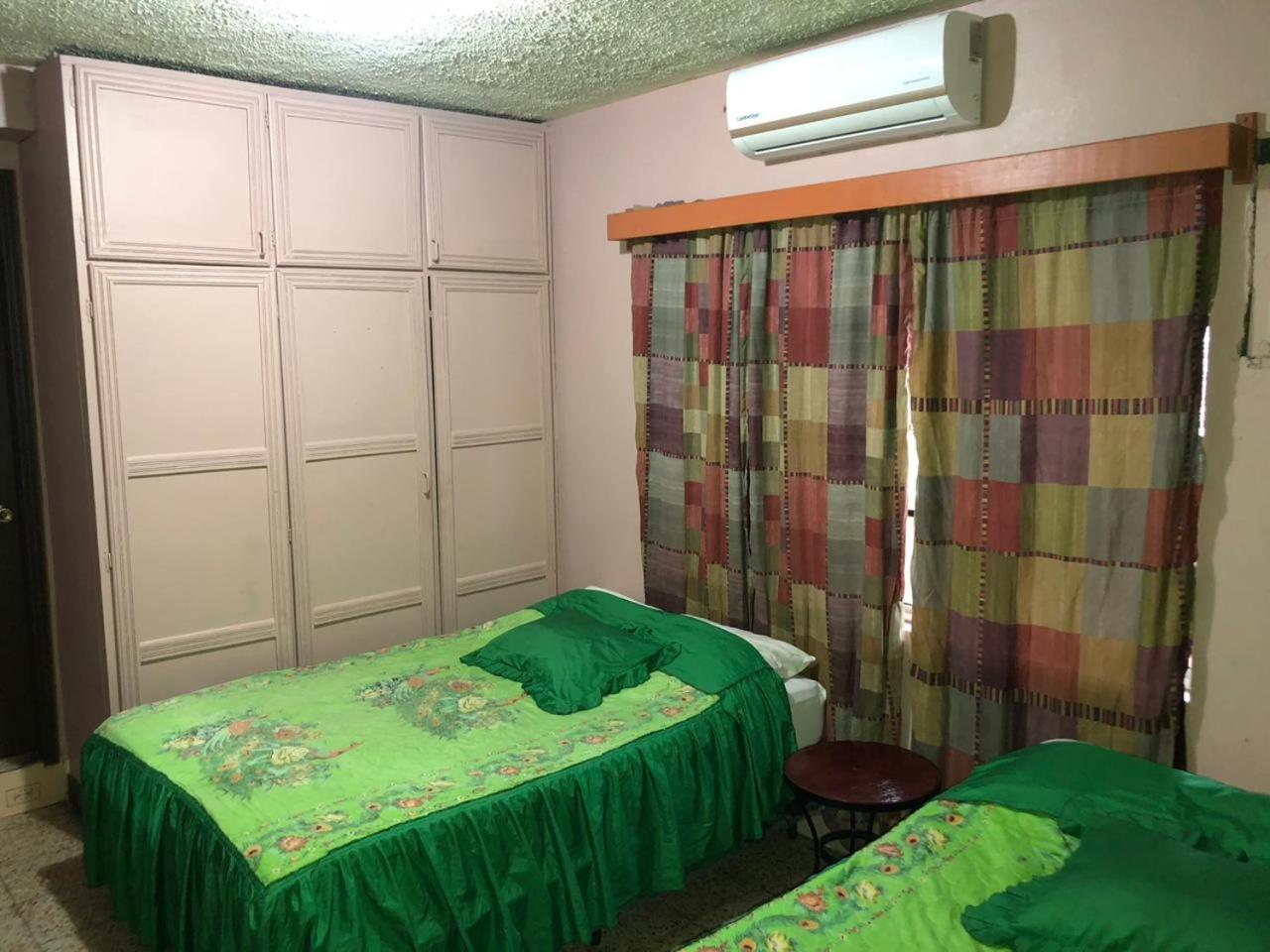 סן פדרו סולה Hotel Guest House Inn מראה חיצוני תמונה