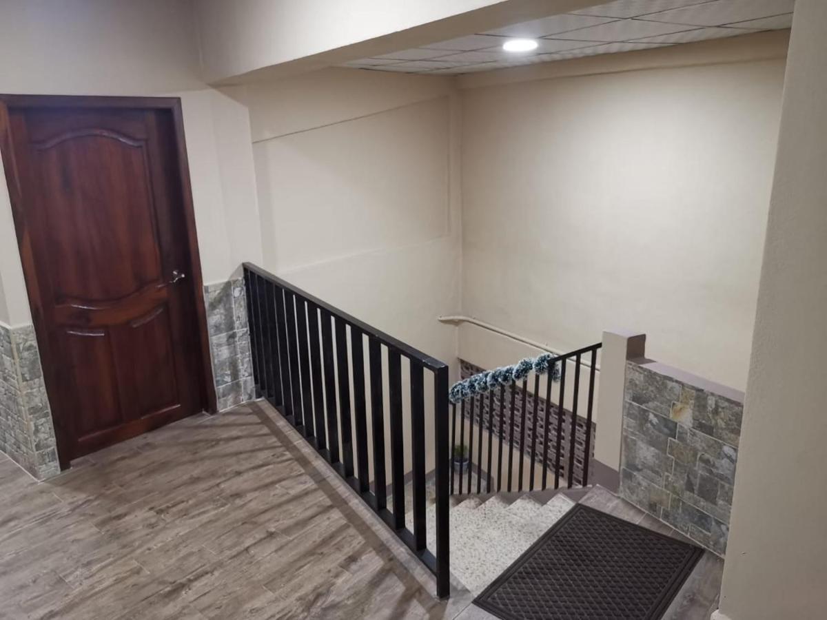 סן פדרו סולה Hotel Guest House Inn מראה חיצוני תמונה