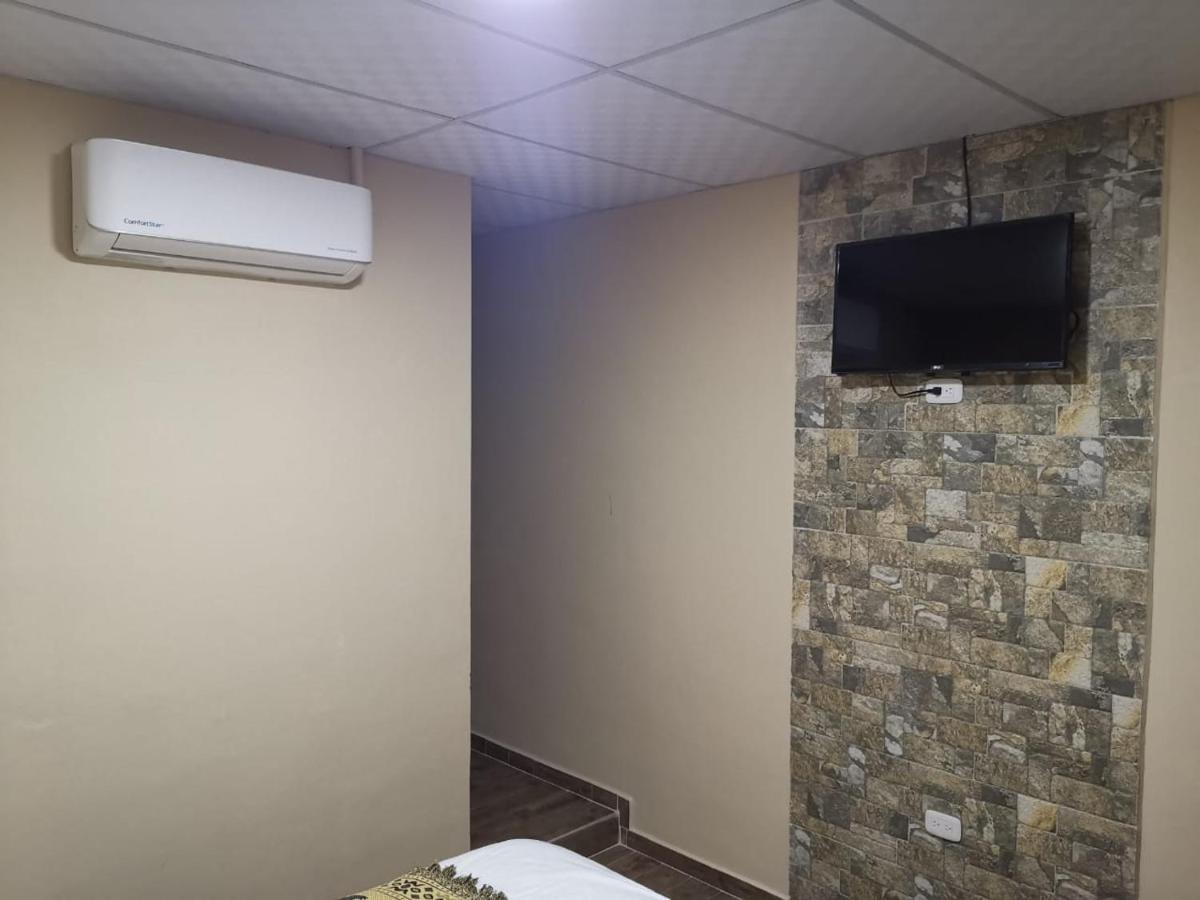 סן פדרו סולה Hotel Guest House Inn מראה חיצוני תמונה
